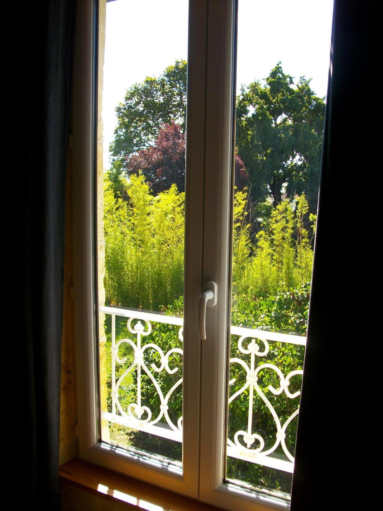 Bed and Breakfast Domaine De Monein Сент-Андре-де-Кюбзак Екстер'єр фото